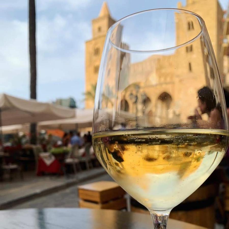 Familyholidays La Finestra Di Fronte Cefalù Eksteriør bilde