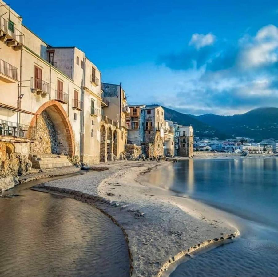 Familyholidays La Finestra Di Fronte Cefalù Eksteriør bilde