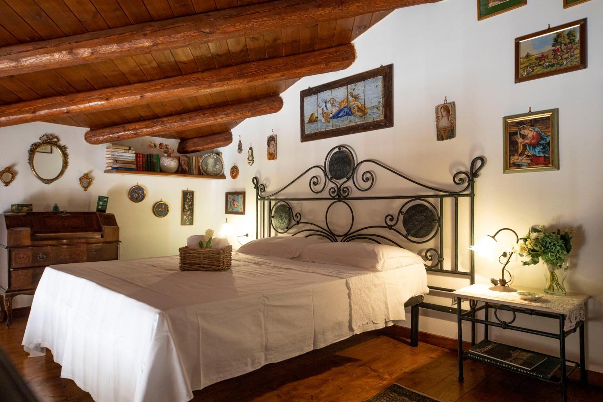 Familyholidays La Finestra Di Fronte Cefalù Eksteriør bilde