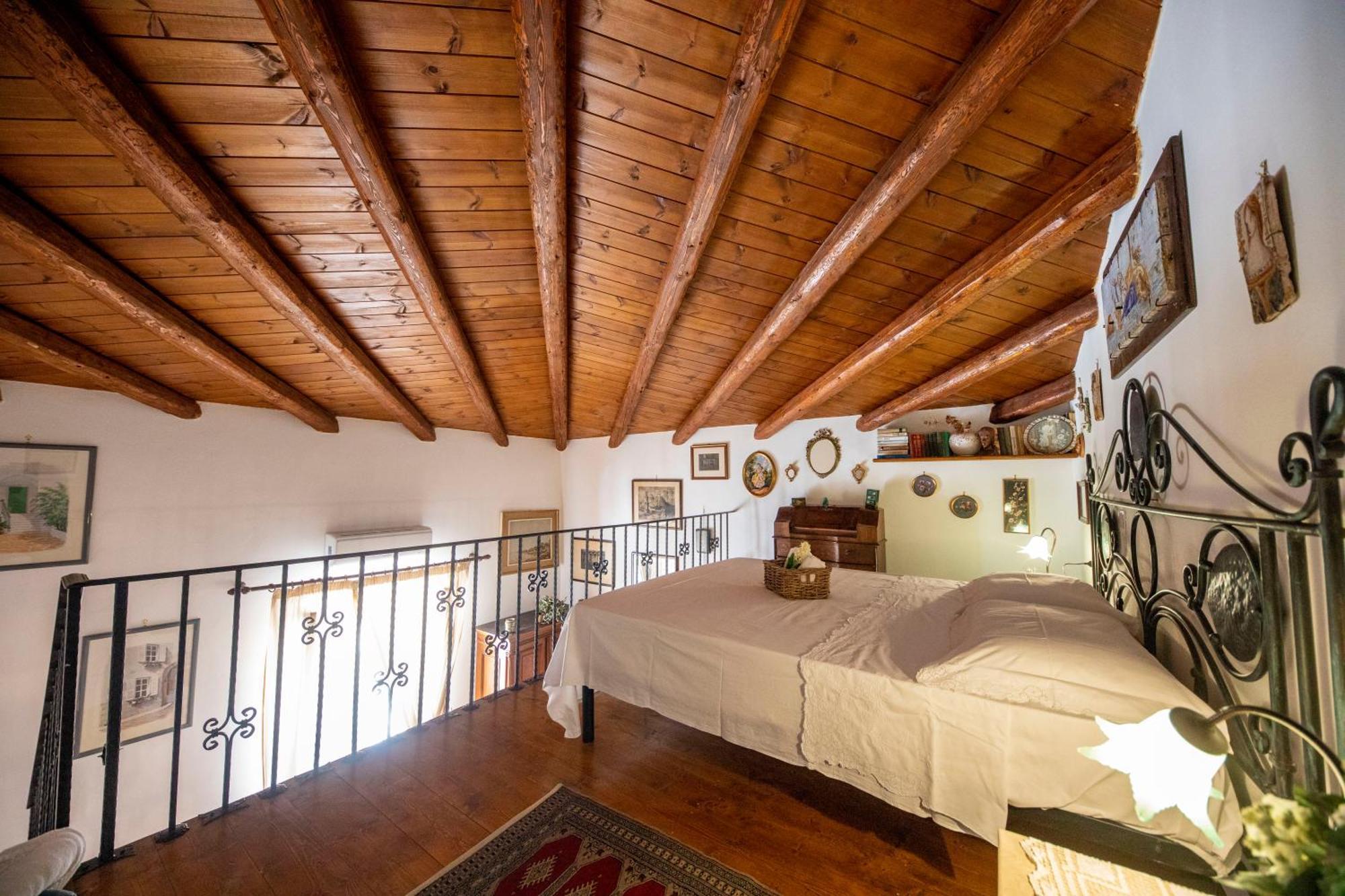 Familyholidays La Finestra Di Fronte Cefalù Eksteriør bilde