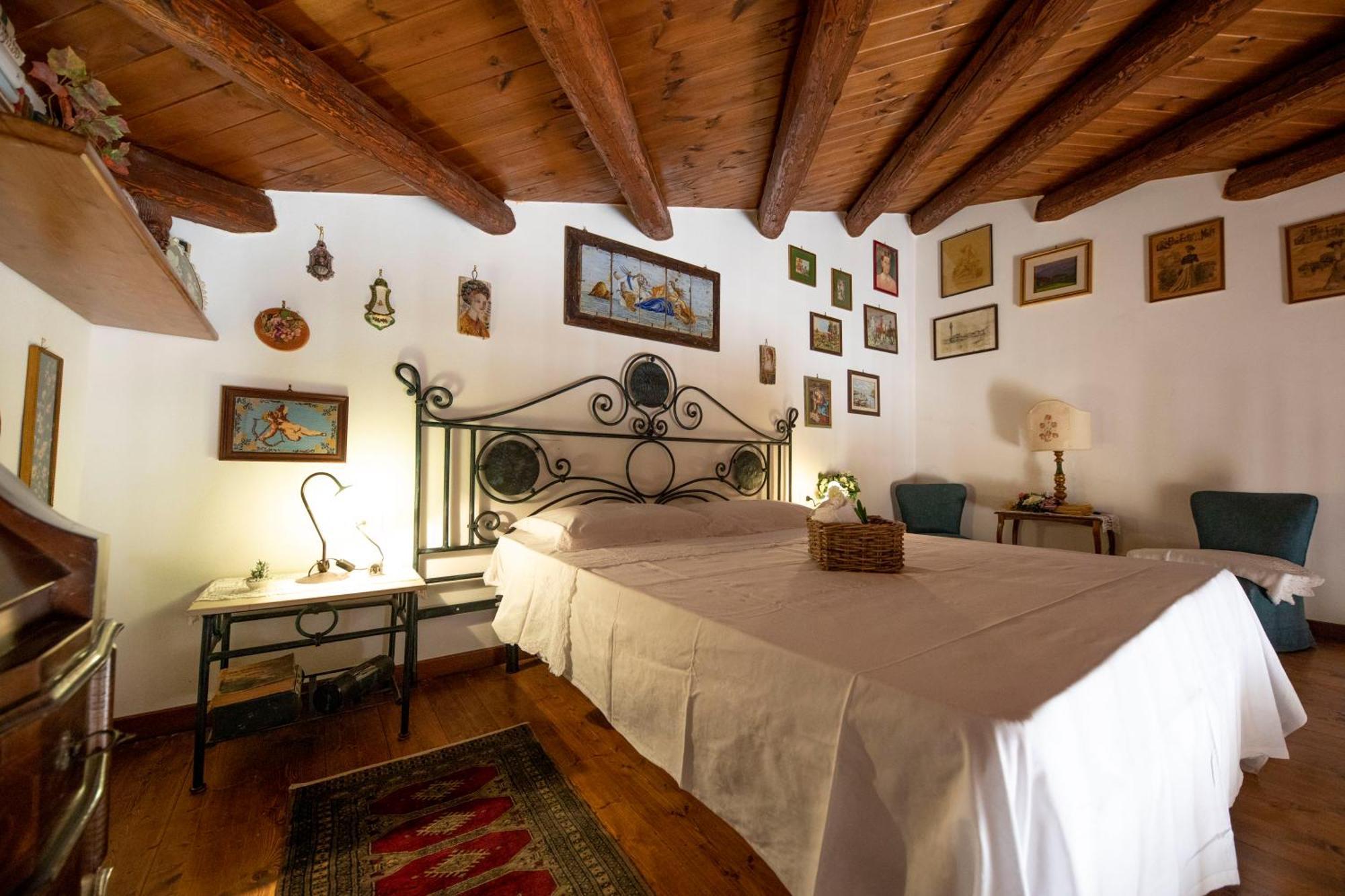 Familyholidays La Finestra Di Fronte Cefalù Eksteriør bilde